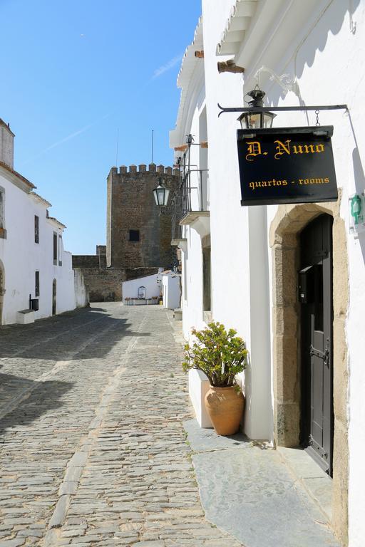 Penzion Dom Nuno - Turismo De Habitacao Monsaraz Exteriér fotografie