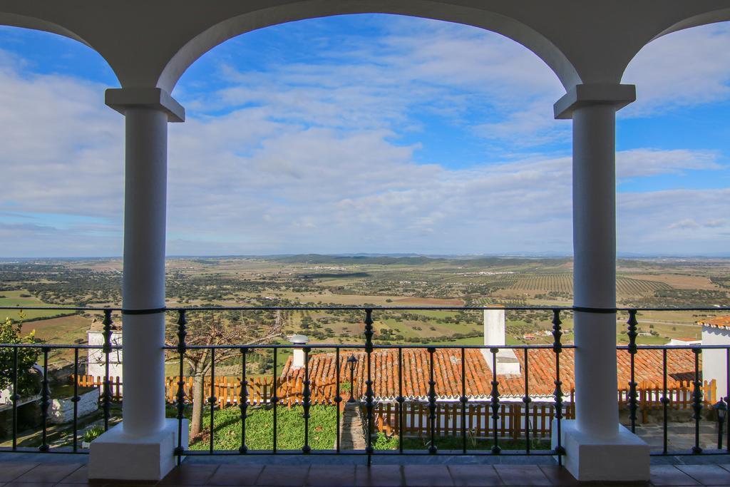 Penzion Dom Nuno - Turismo De Habitacao Monsaraz Exteriér fotografie