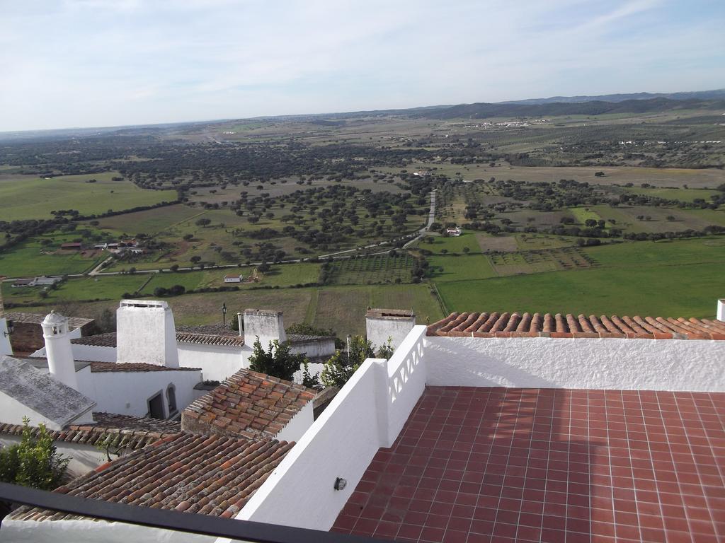 Penzion Dom Nuno - Turismo De Habitacao Monsaraz Exteriér fotografie