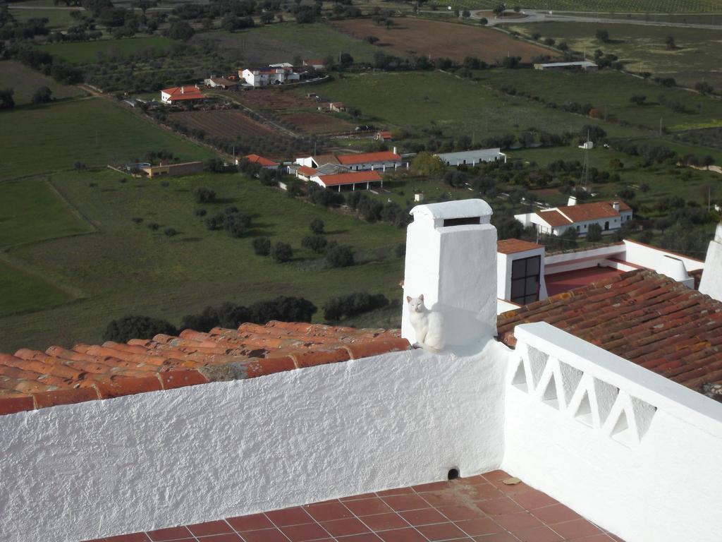 Penzion Dom Nuno - Turismo De Habitacao Monsaraz Exteriér fotografie